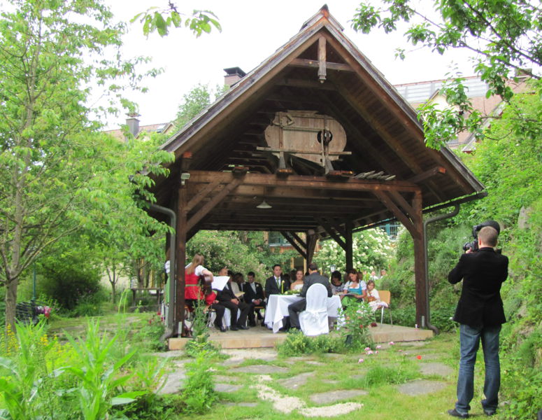 Datei:SG Hochzeit Kräuuterhittn4.jpg