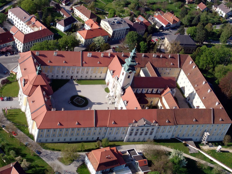 Datei:Stift Seitenstetten 2-1.jpg