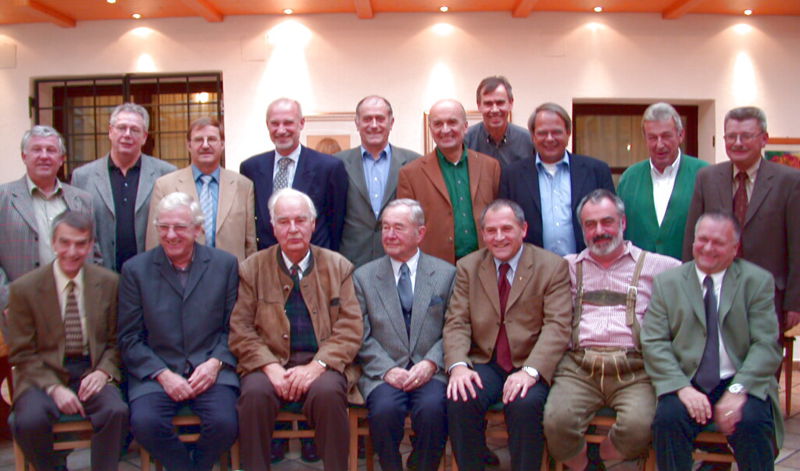 Datei:Maturafeier JW 40Jahre.jpg