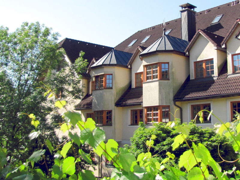 Datei:SH Südgartenhaus v RezeptionsTer.jpg